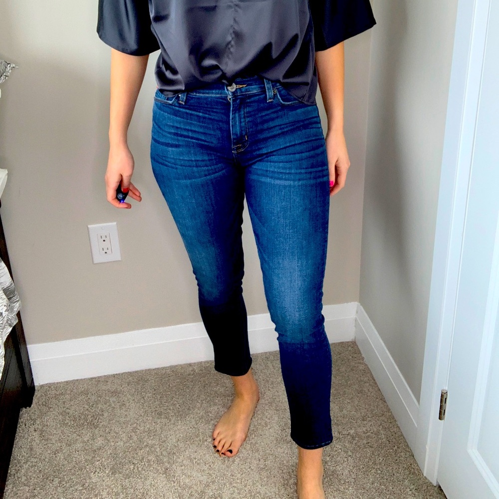 HUDSON Nico Midrise Super Skinny Jean size 28